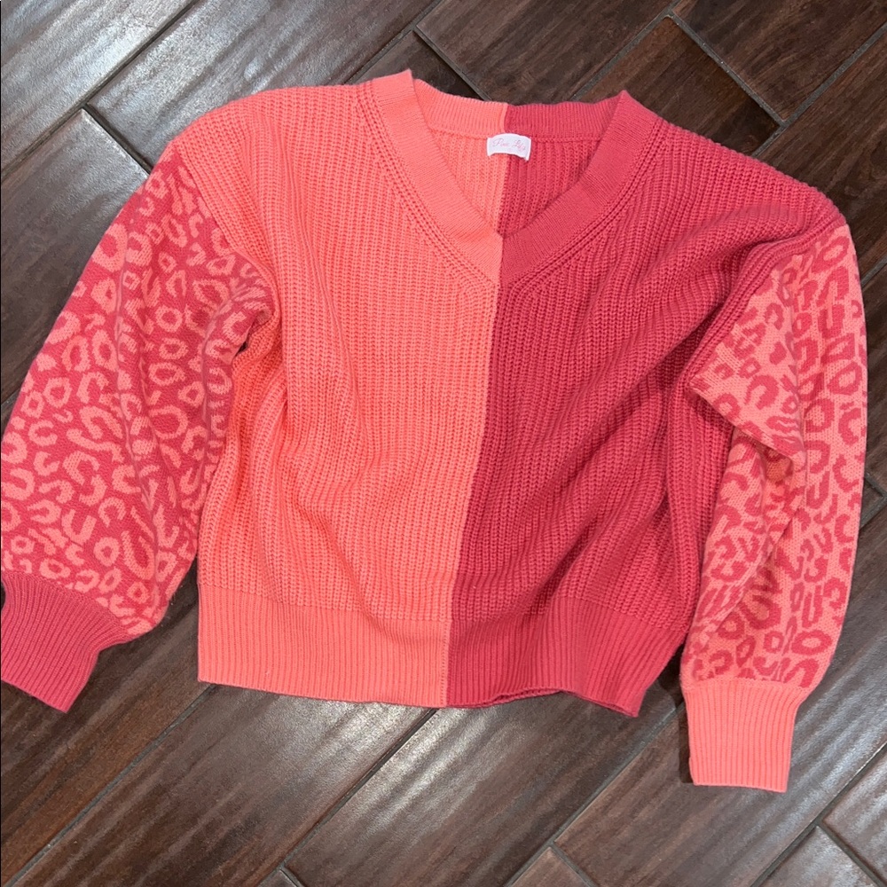 Pink Lily Two-Tone V-Neck Sweater with Leopard Sleeves